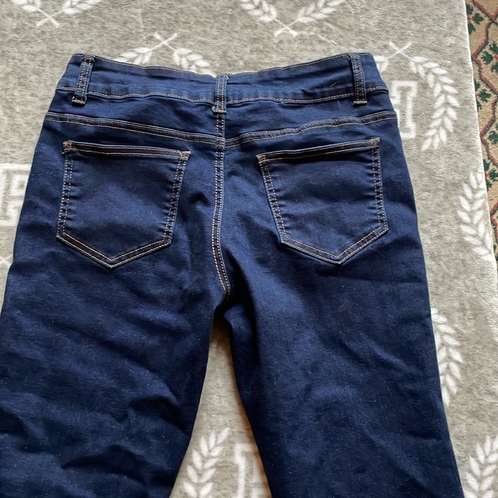 Vintage Violet Capris